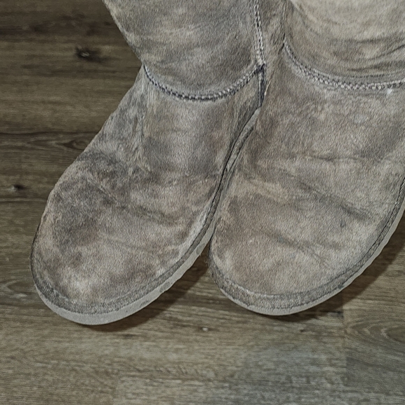 UGG tall classic chocolate brown winter fur boots - Picture 8 of 12